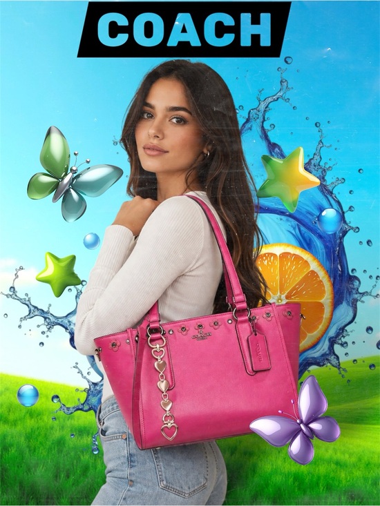 Coach Handbags - COACH Y2K soho shoulder bag Hot Pink Leather Tote with Heart Charm